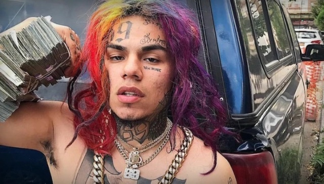 рэпер 6ix9ine нападение в Москве