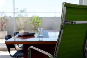 Офисная мебель: комфорт и функциональность для рабочего пространства